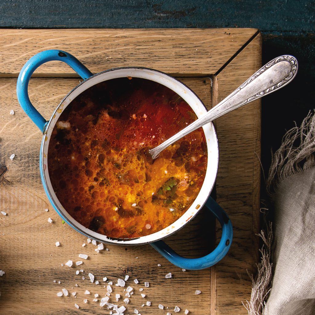 Receta sopa castellana con huevo Newlux