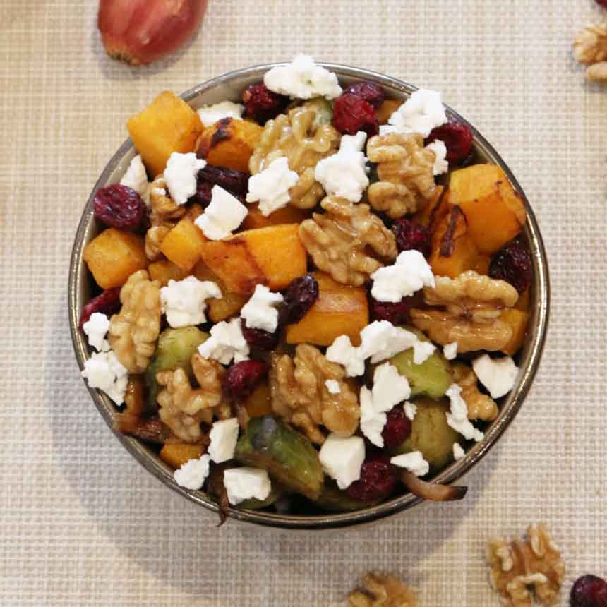 Ensalada de calabaza y coles de bruselas asadas en Robot de cocina