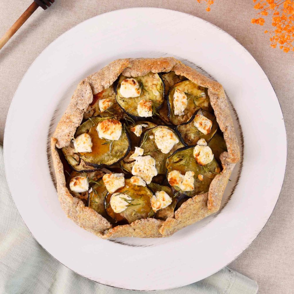 Galette integral de berenjena con rulo de cabra y miel para freidora de aire