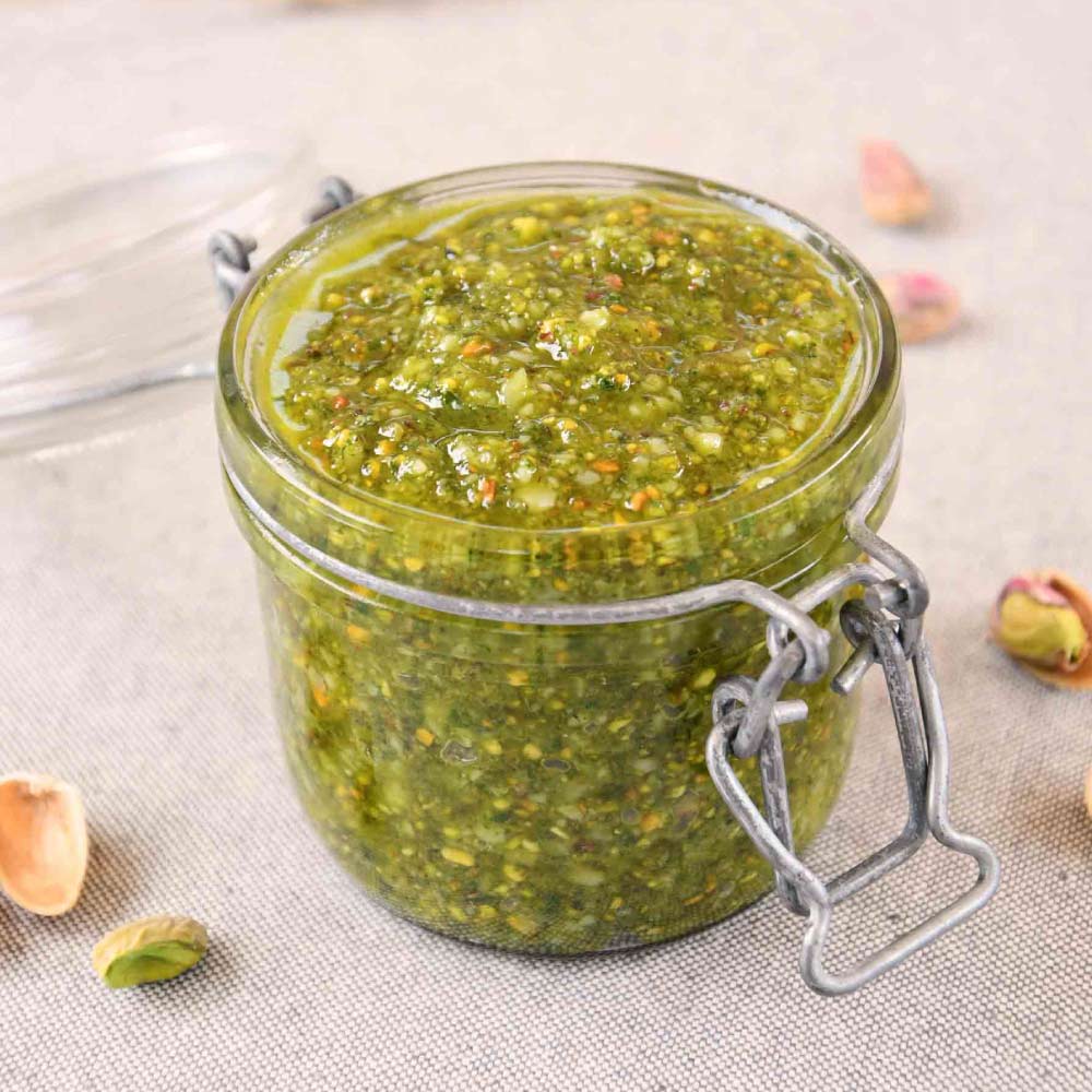 Pesto de pistachos con robot de cocina
