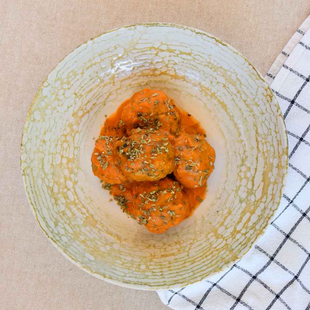 albondigas vegetales con salsa de tomate x360
