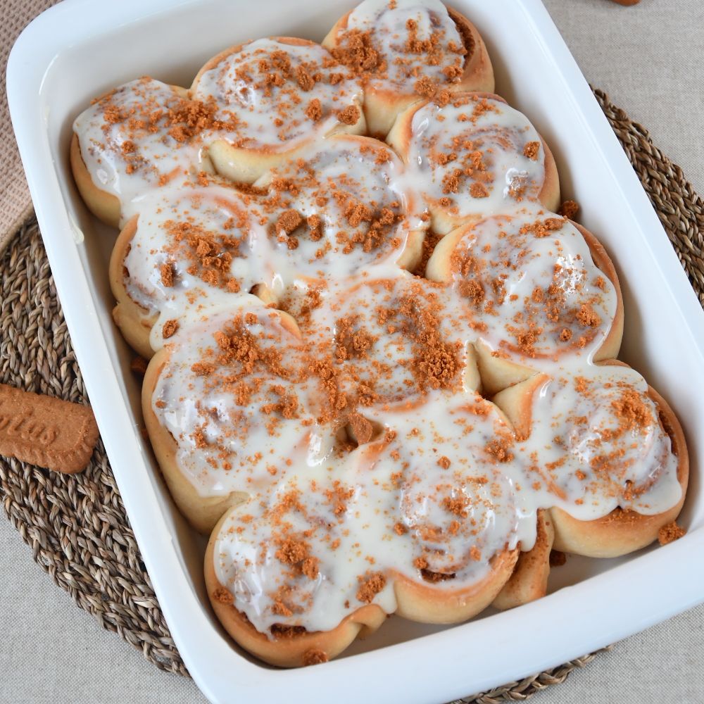 lotus cinnamon rolls