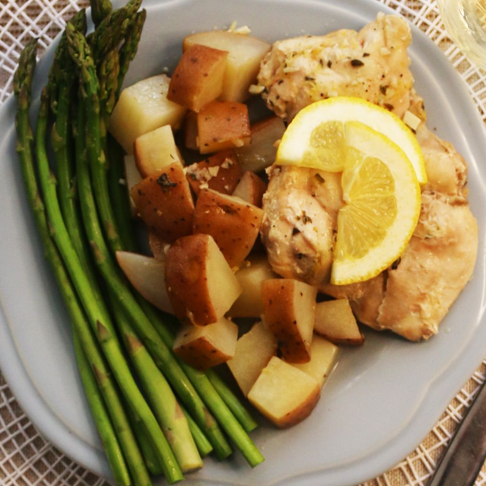 pollo y patatas con limon pollo y patatas con limon en robot de cocina