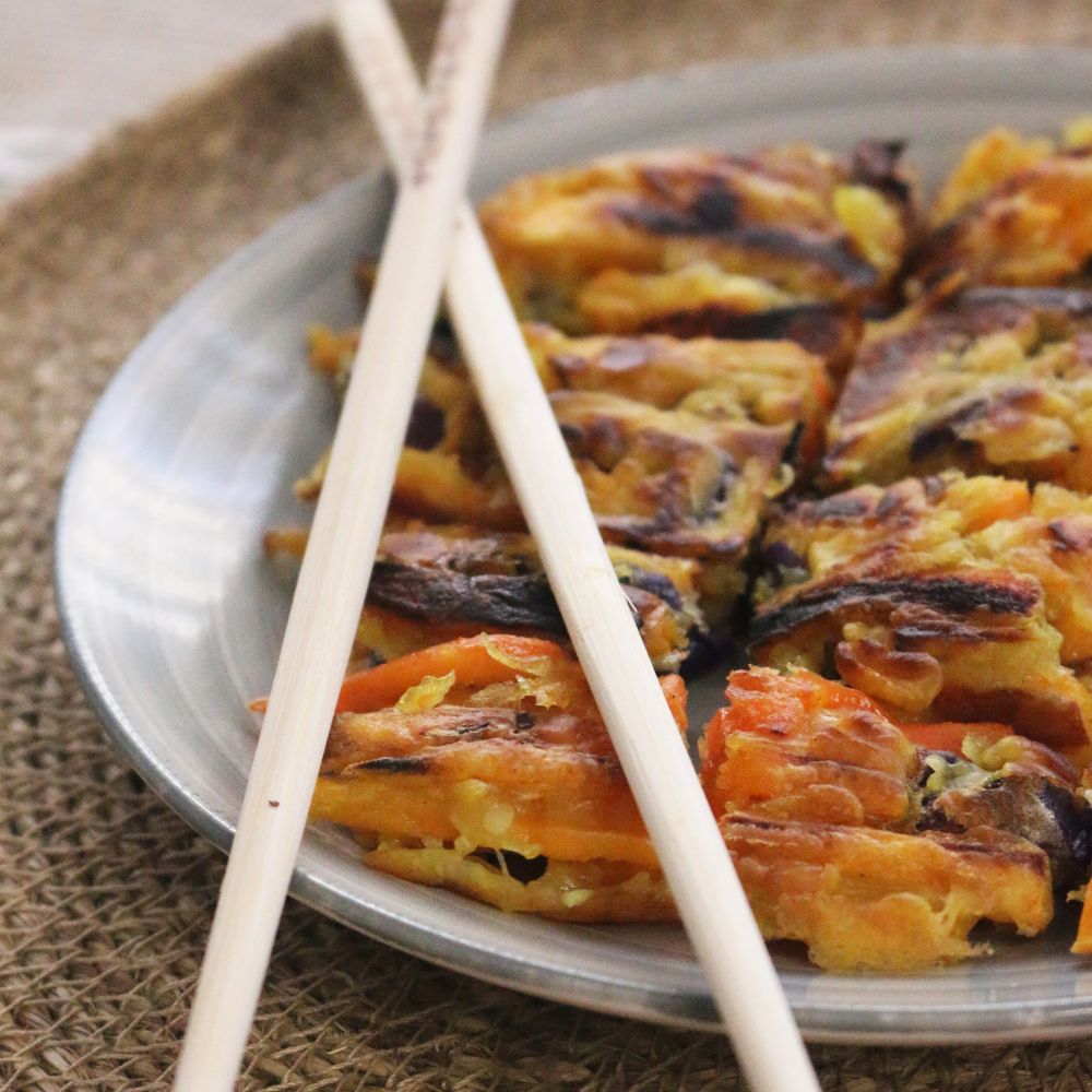 tortitas de verduras coreanas acompanamientos y guarniciones