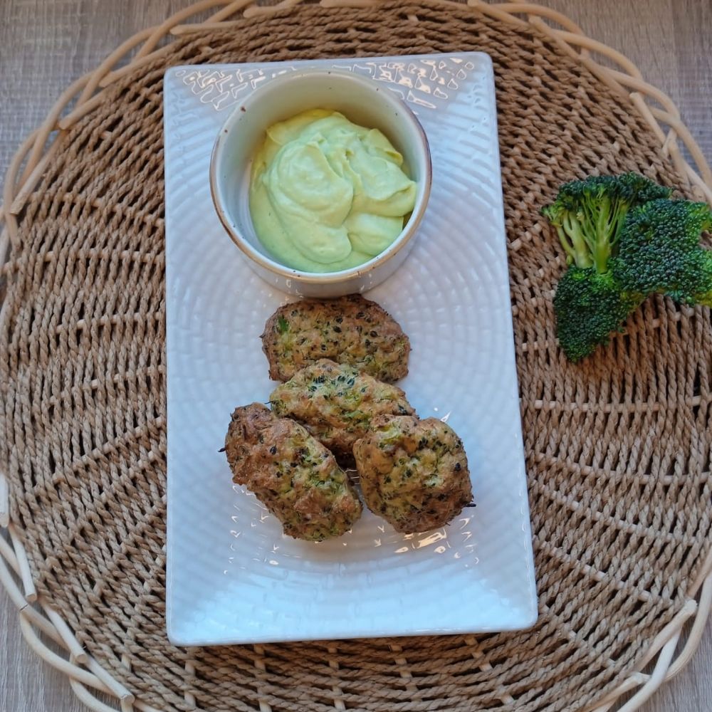 croquetas de brocoli y atun