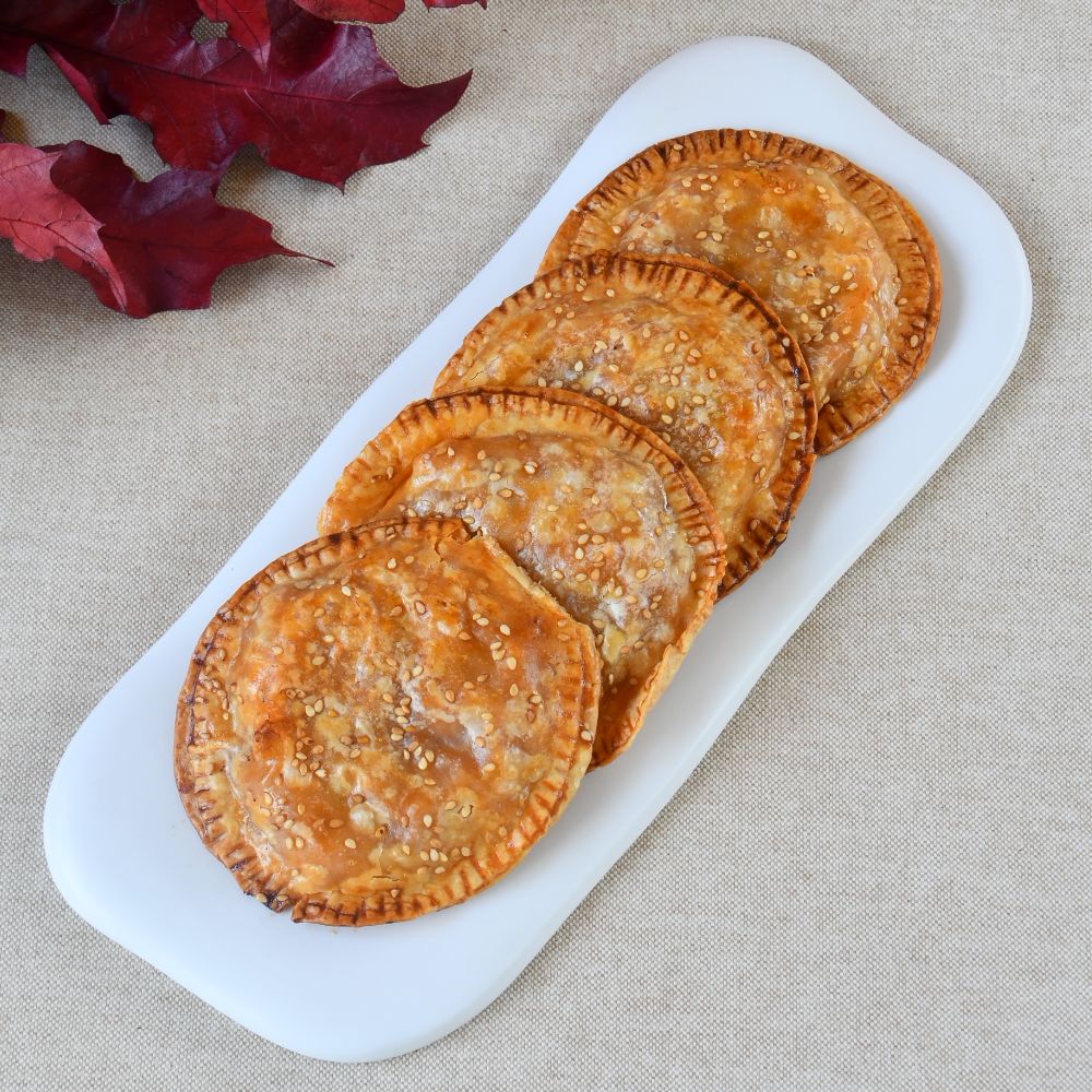 empanadillas de pollo cebolla y aceitunas masas y panes