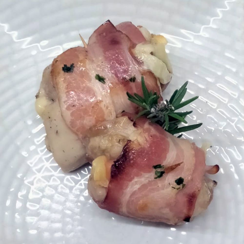 rollitos de pollo y bacon